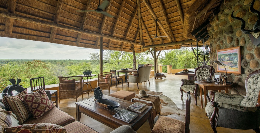 Geigers Camp at Motswari Private Game Reserve 11/34