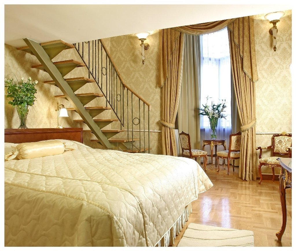 Moskva Hotel 8/21