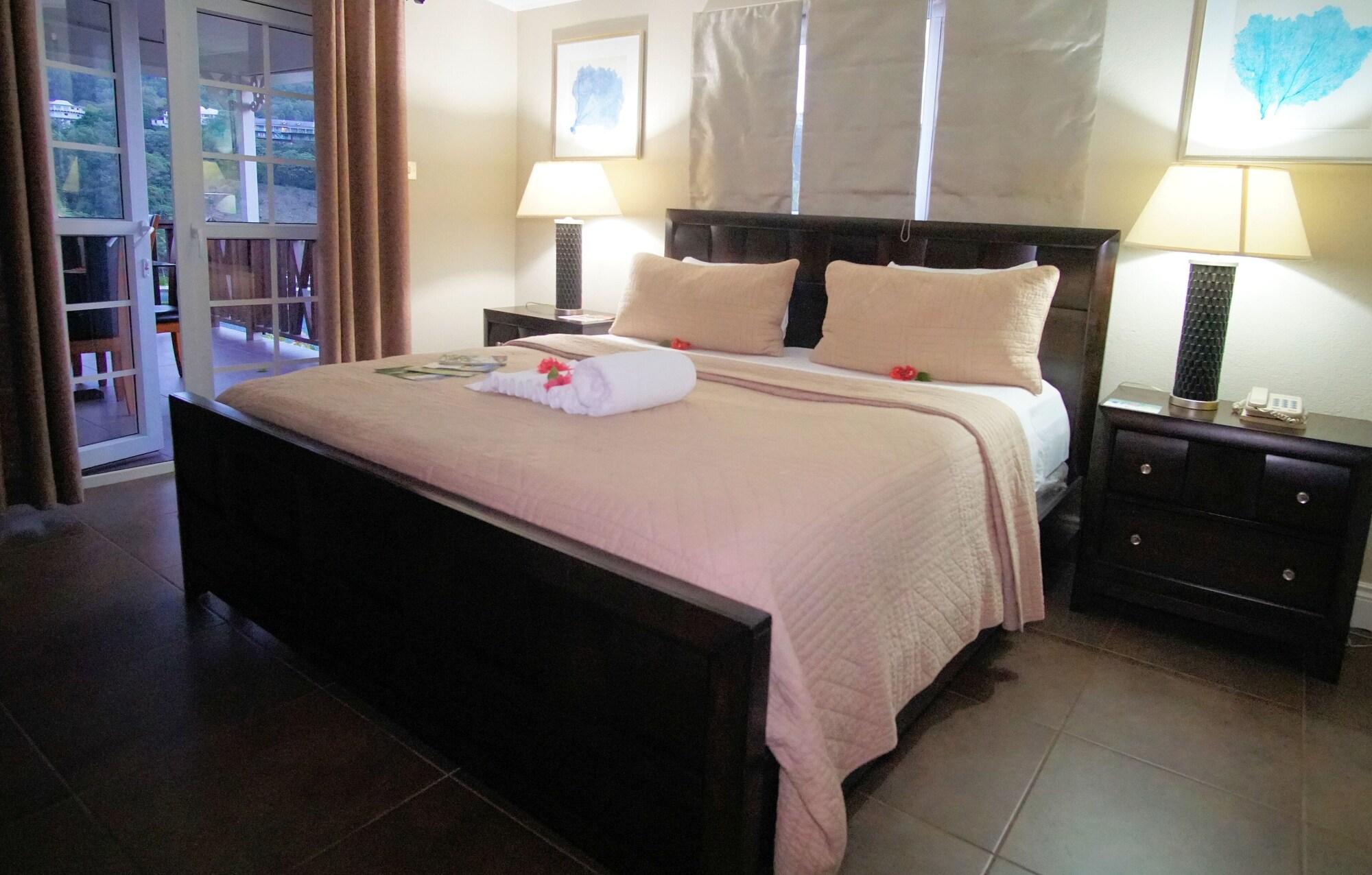 Family, Villa, Marigot Beach Club and Dive Resort 2/5