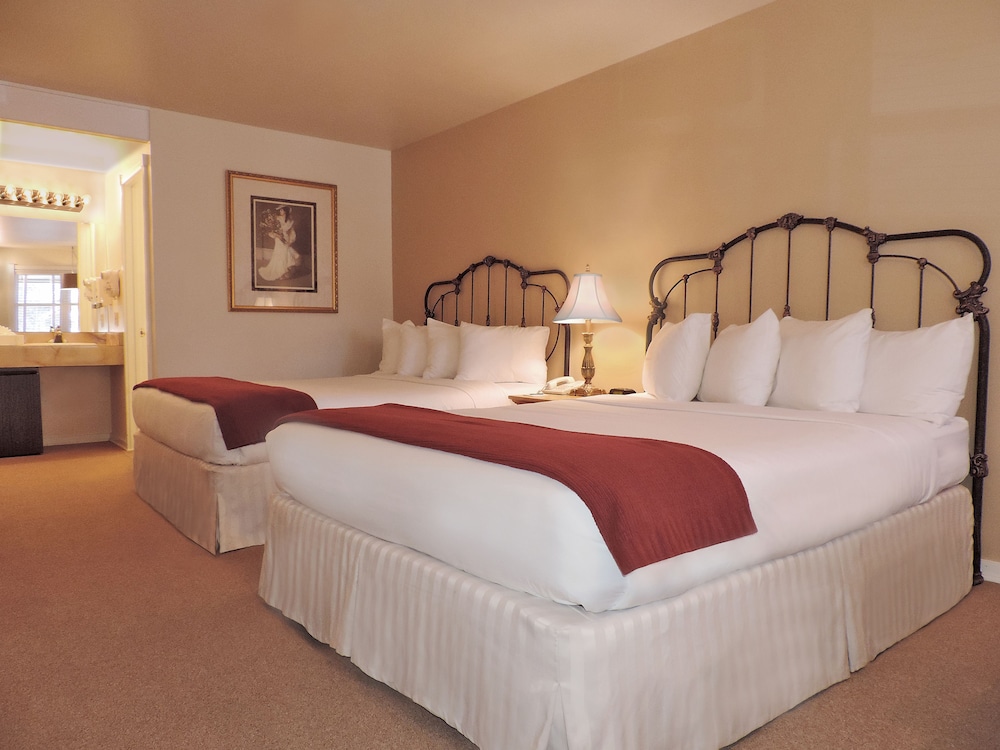 Victorian Inn 9/44