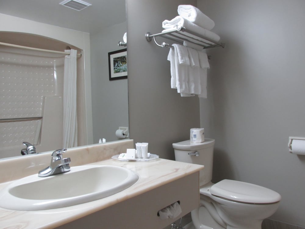 Fredericton Inn 12/65