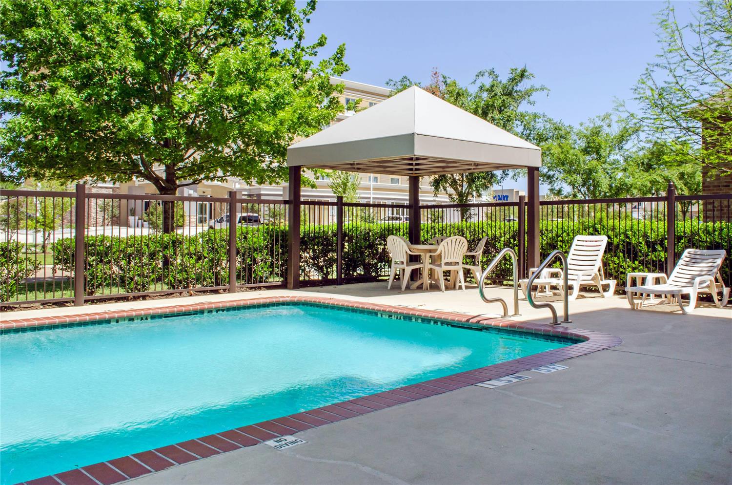 Comfort Inn & Suites Covington - Mandeville 18/32