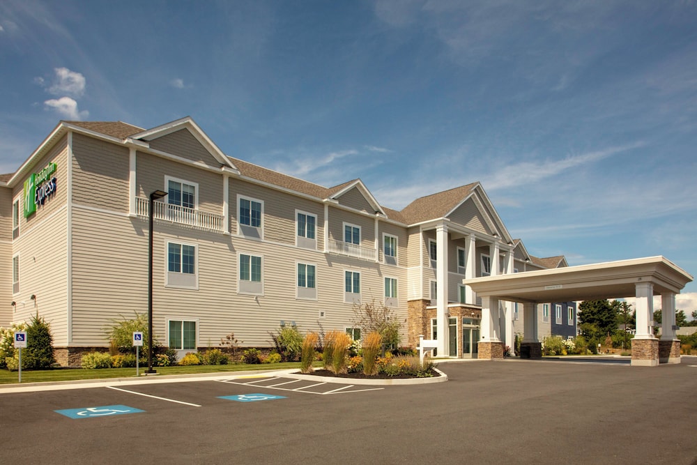 Holiday Inn Express Wells-Ogunquit-Kennebunk 2/39