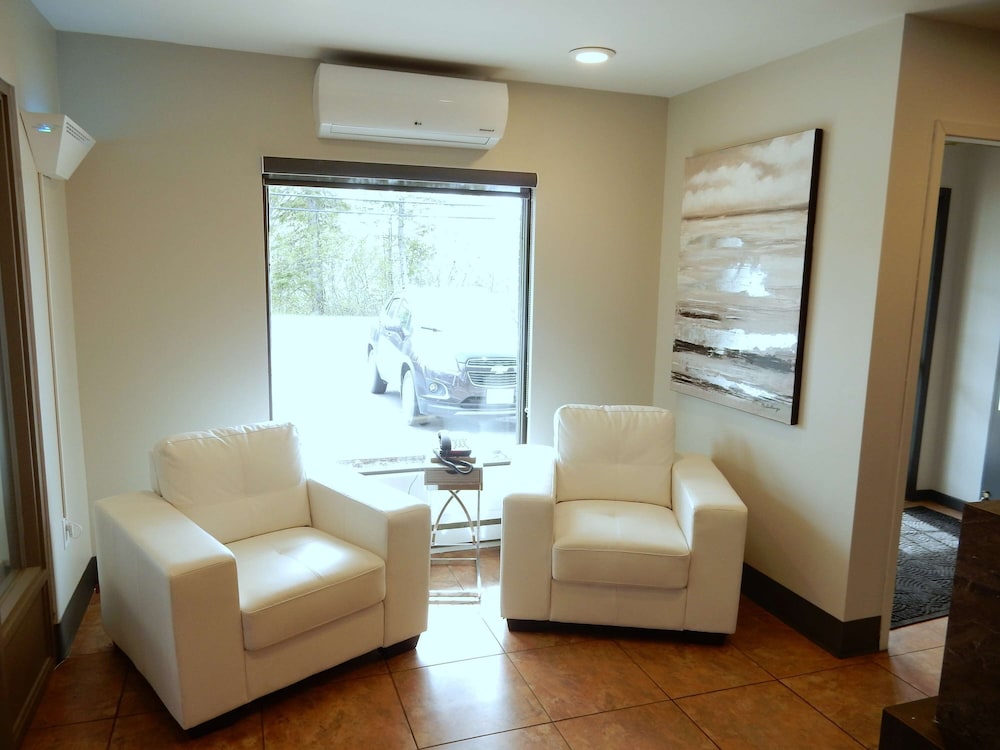 Dannys Hotel Suites Surestay Collection By Best Western 27/47