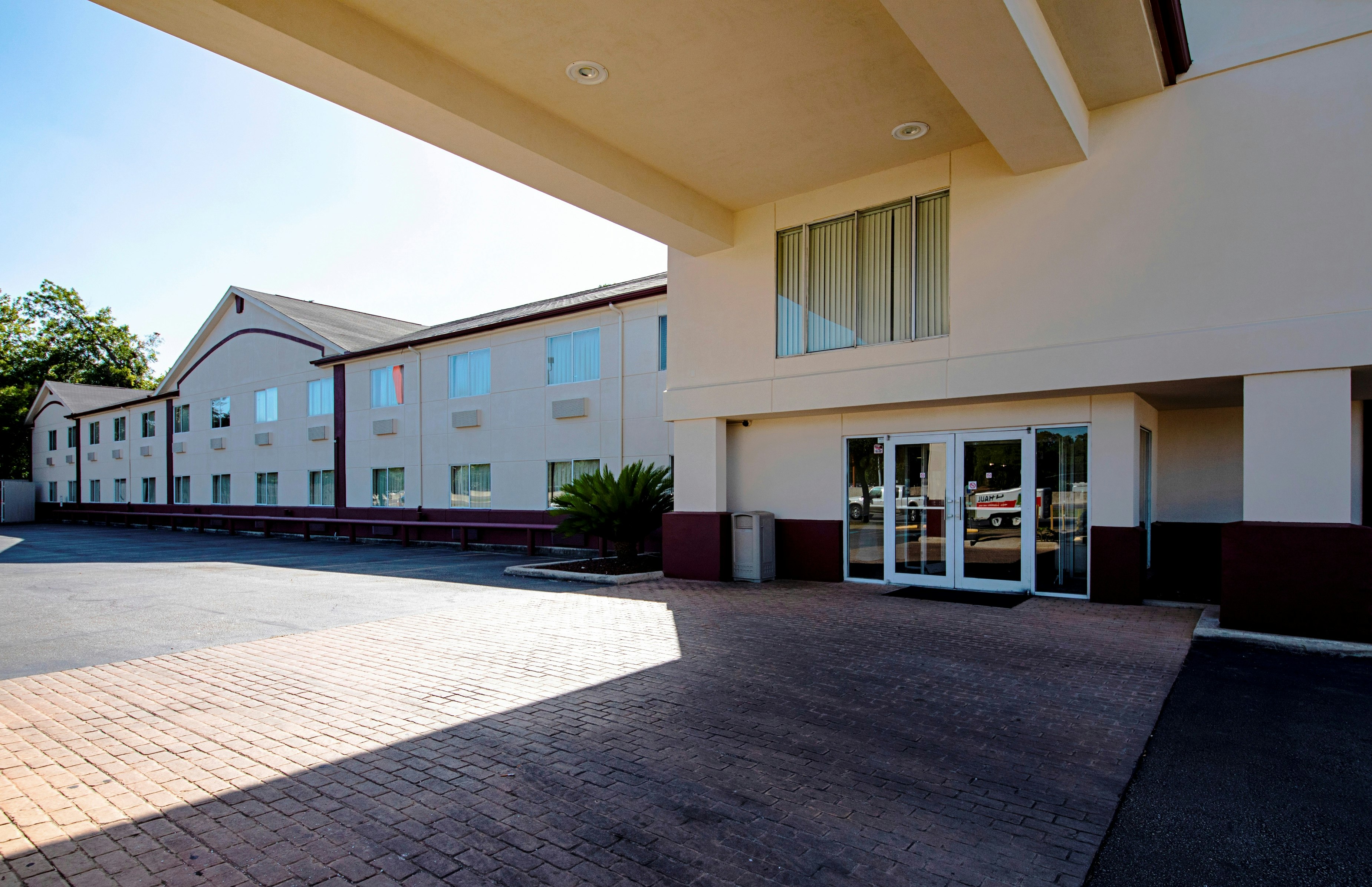 Red Roof Inn San Marcos 39/42