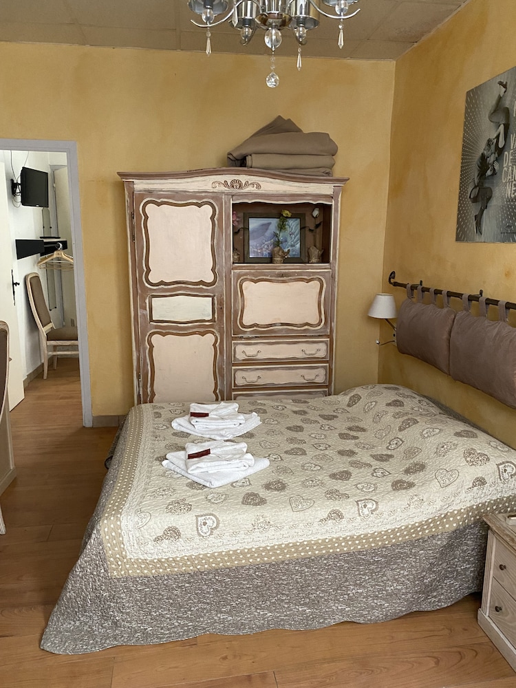 Boutique Hotel Couleurs Du Sud 38/50
