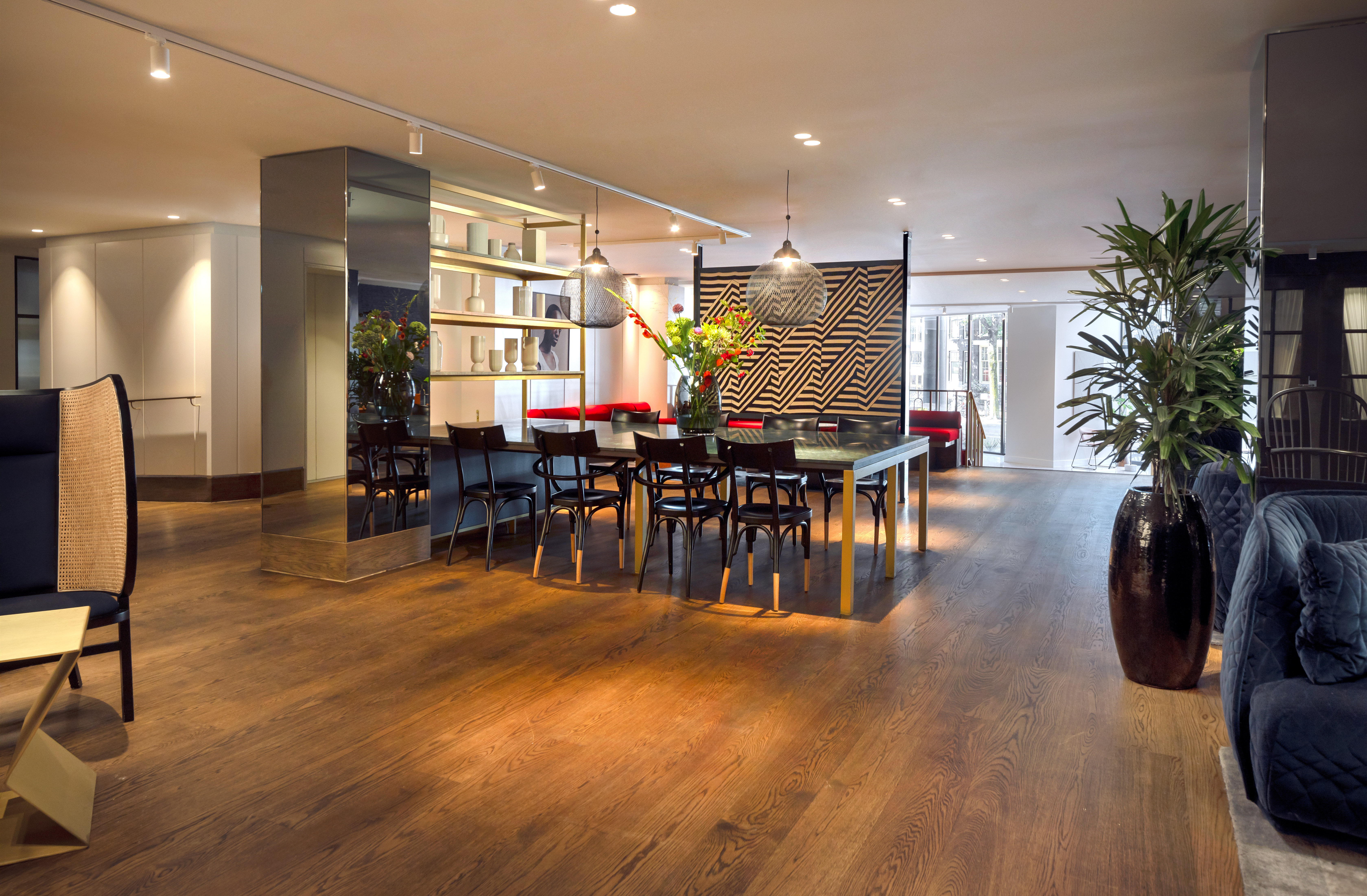 Kimpton De Witt 26/50