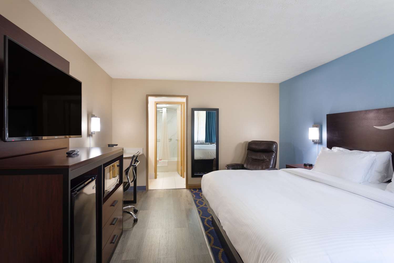 Room, King Bed