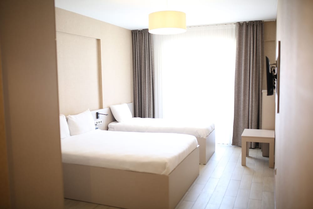 Otel Cinas 5/36