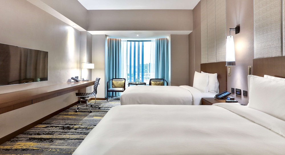 Hilton Kota Kinabalu 11/46