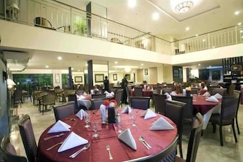 Losari Roxy Hotel Kt 8/20