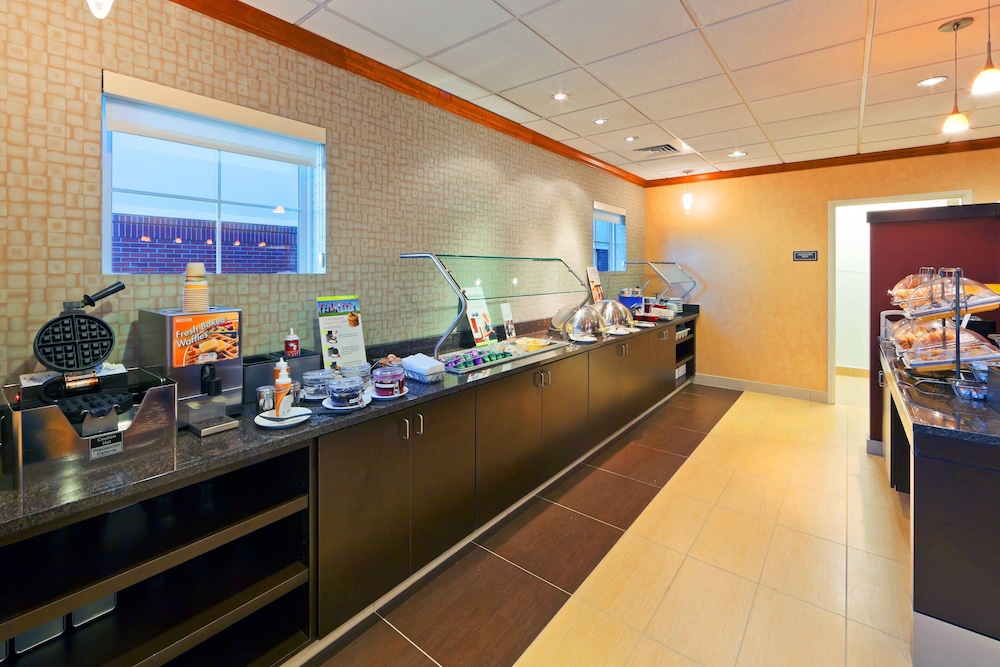 Residence Inn By Marriott Boulder Longmont 24/34