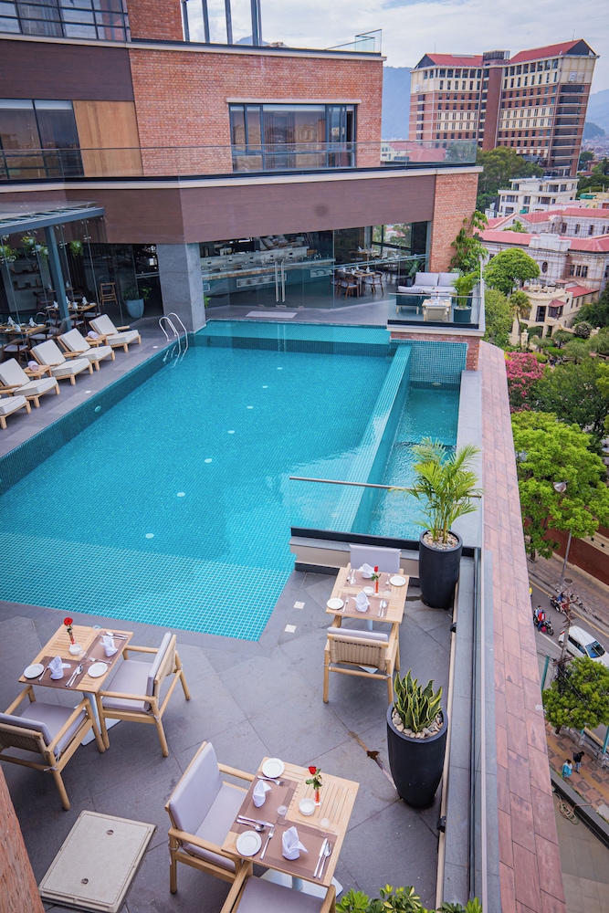 Hotel Barahi Kathmandu 62/70