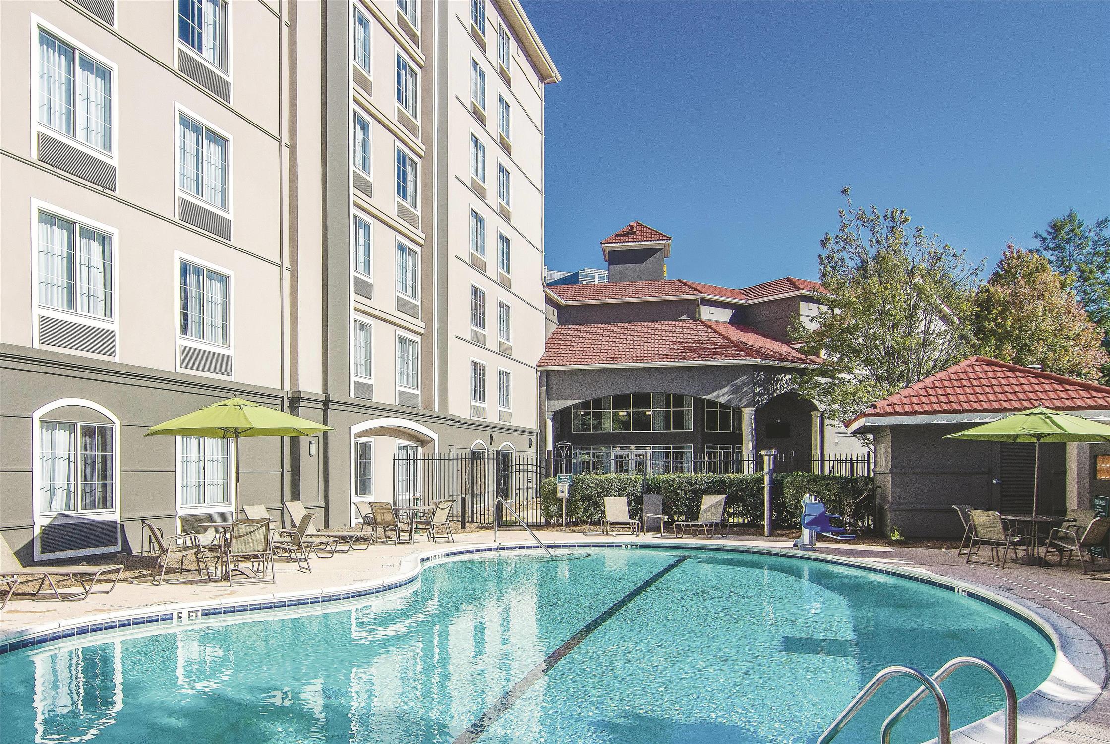 La Quinta Inn & Suites by Wyndham Atlanta Perimeter Medical 13/45