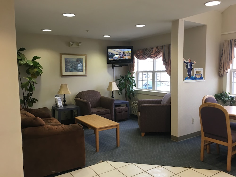 Microtel Inn Suites By Wyndham Champaign 46/68