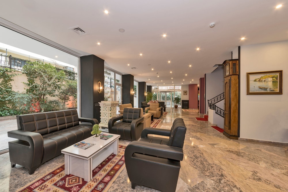 Febor Park Hotel 46/60