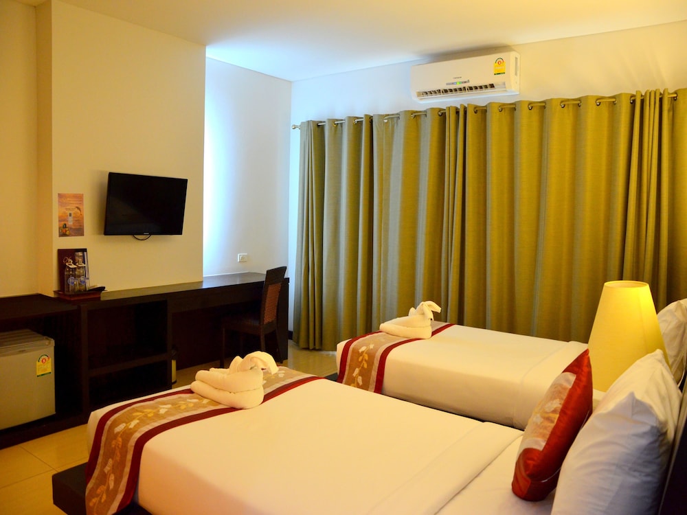 The O Valley Hotel 32/60