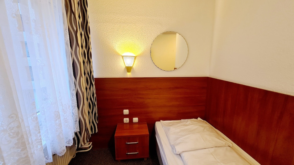 Hotel Zentrum Hannover 13/50