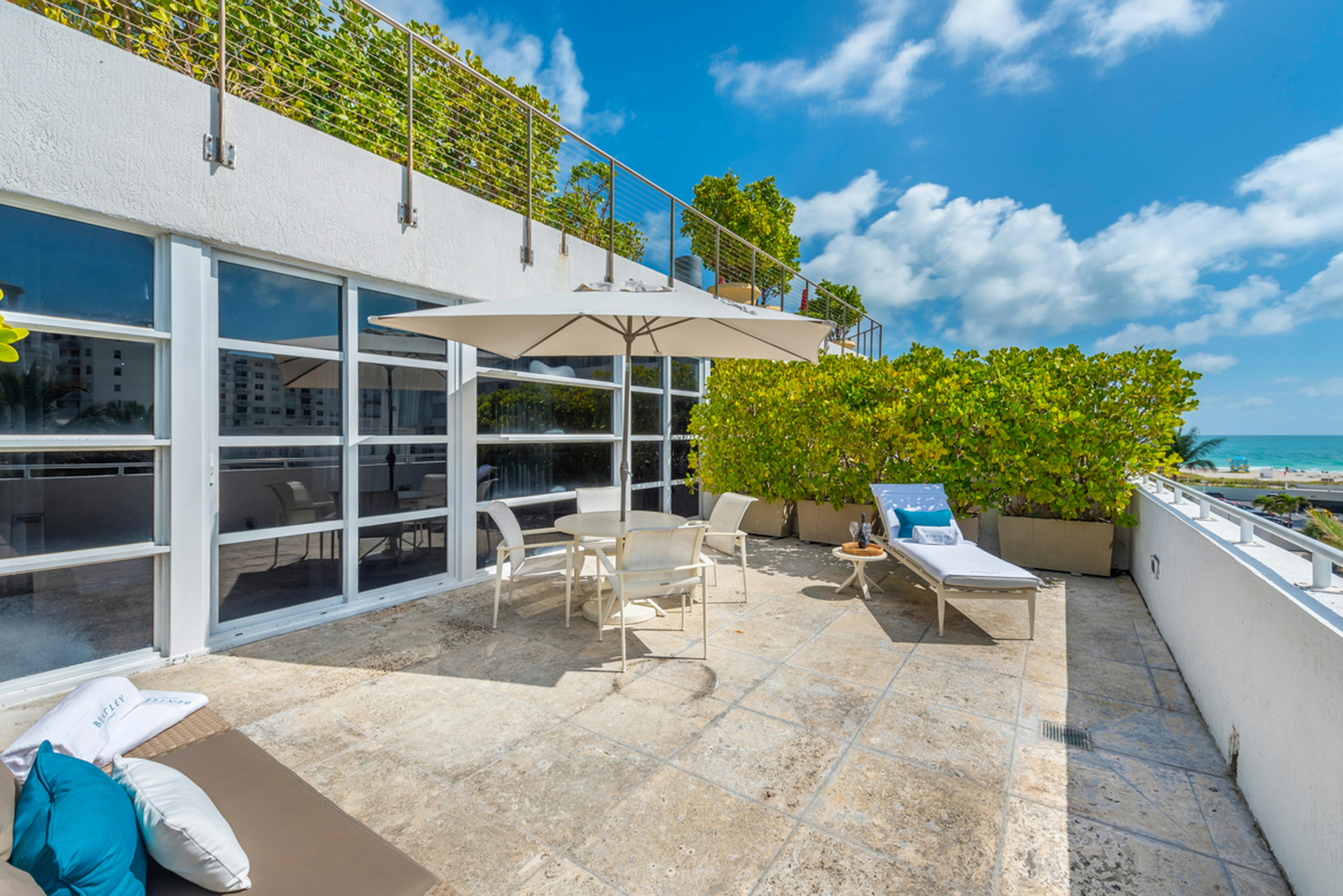 Bentley Hotel South Beach 5/84