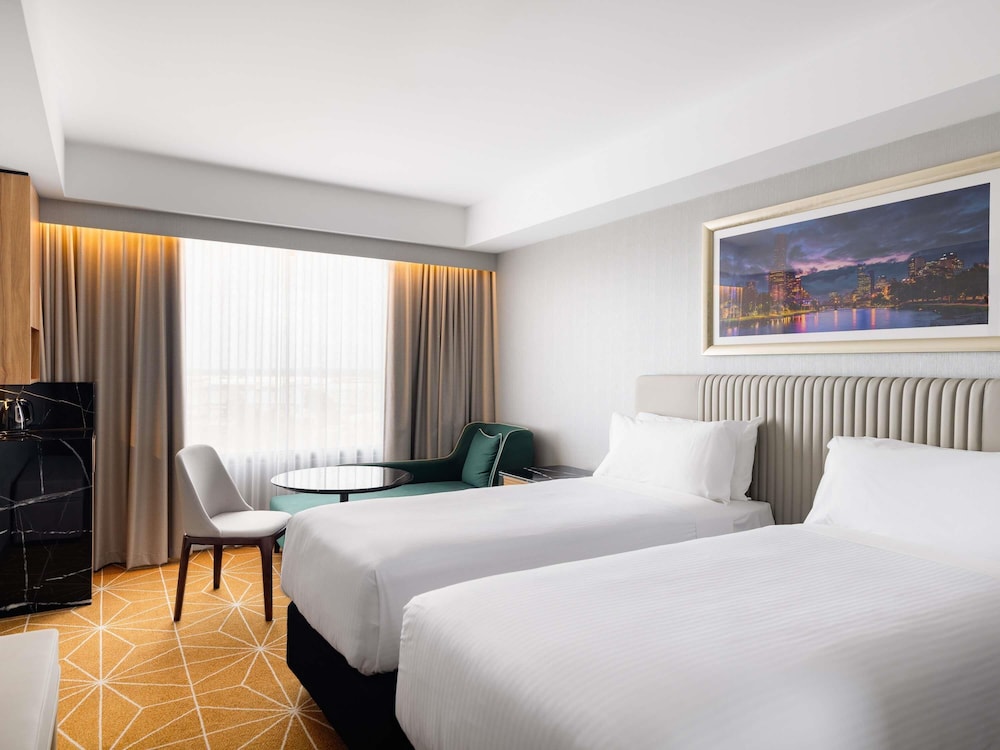 PREMIUM, STUDIO, TWIN BEDS