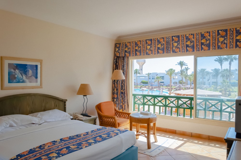 Coral Beach Resort Montazah 7/50