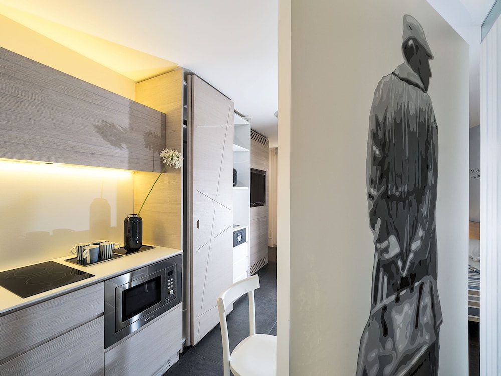 DUOMO SUITES & SPA 3/50