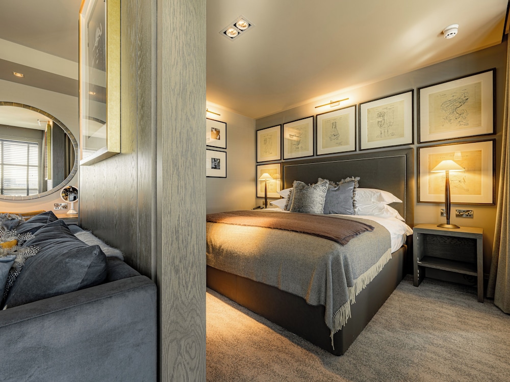 Junior Suite, King Bed