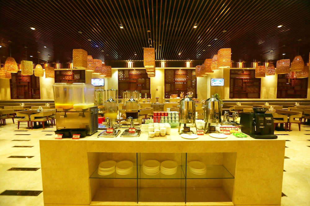 Ramada Plaza by Wyndham Chuzhou 32/43