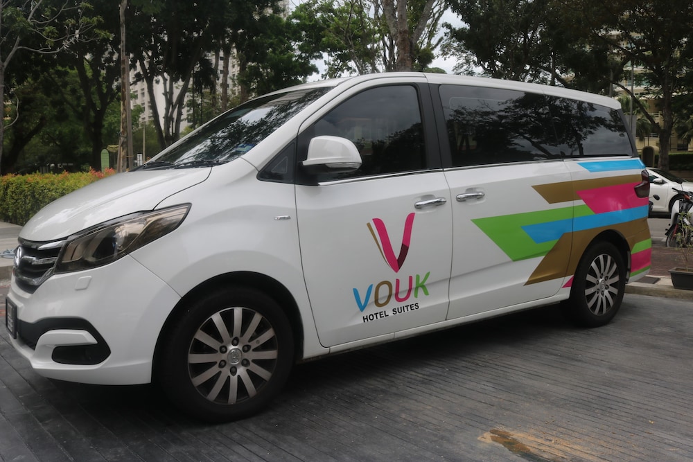 Vouk Hotel Suites 63/68