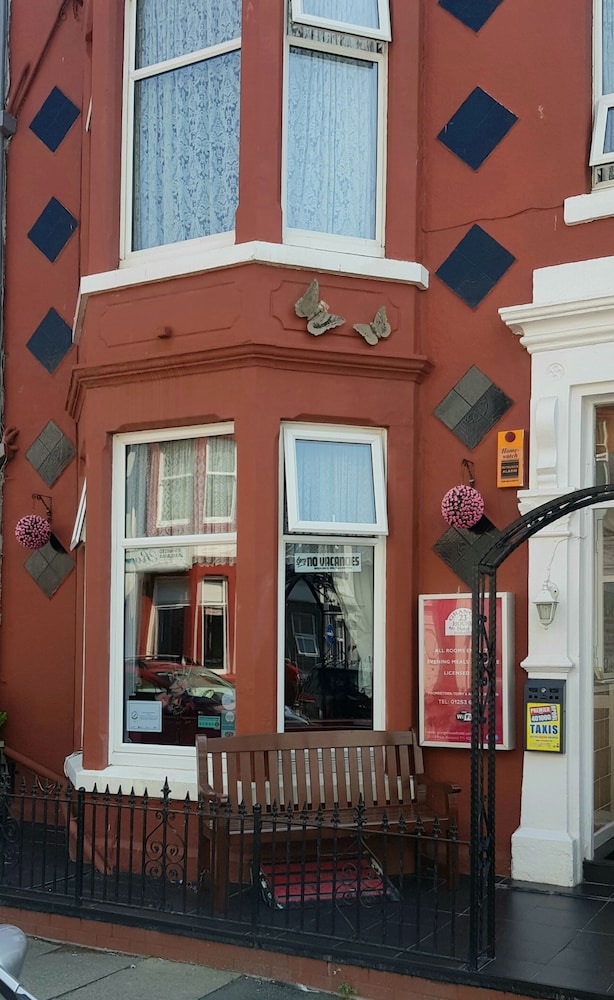 Grange House Hotel 4/51