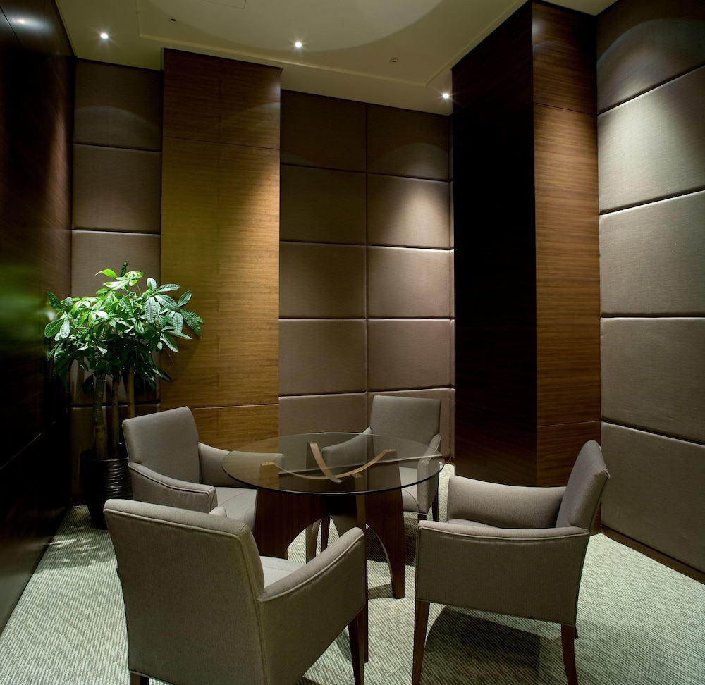 Miramar Garden Taipei Hotel 44/63
