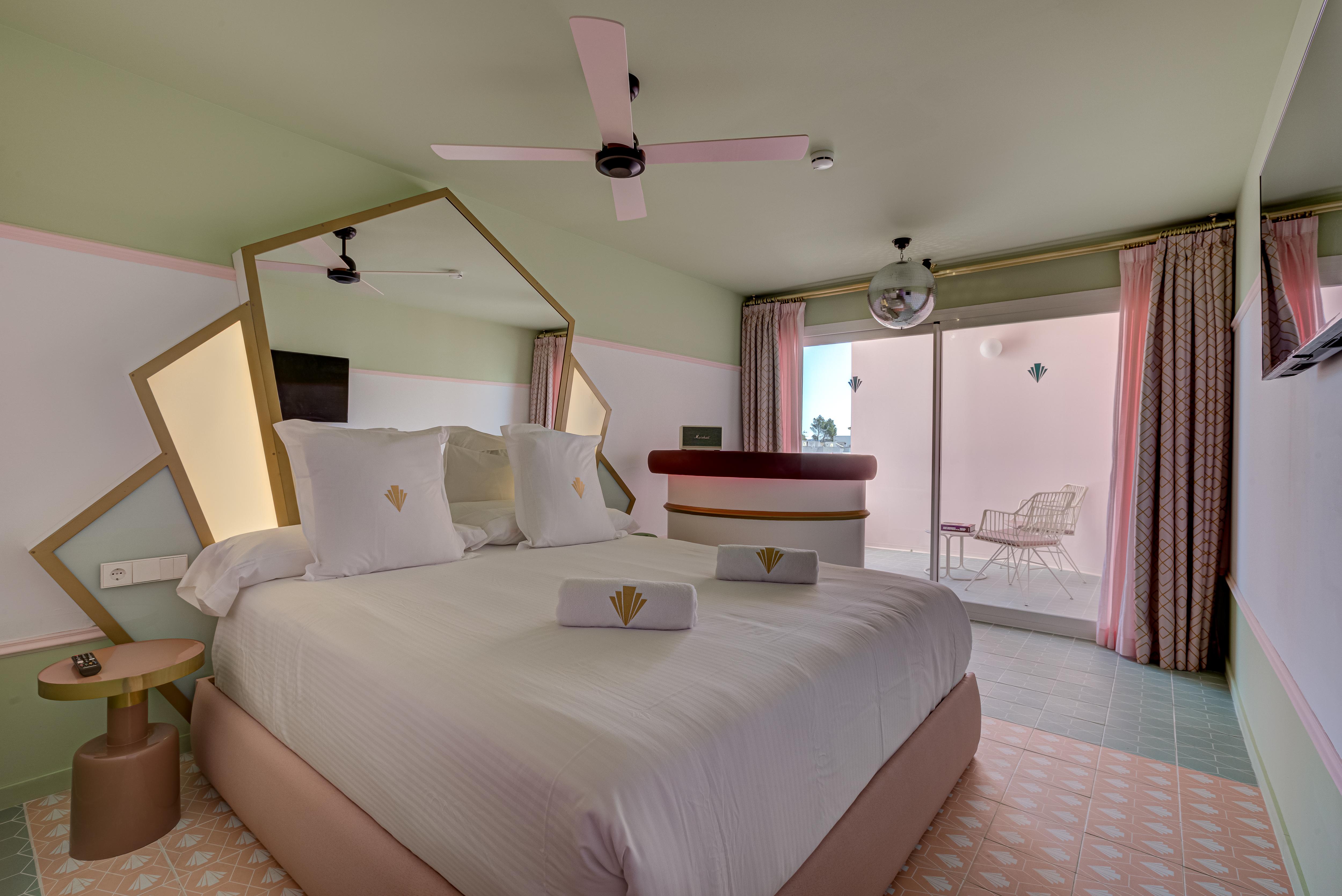 Junior Suite, Balcony or Terrace