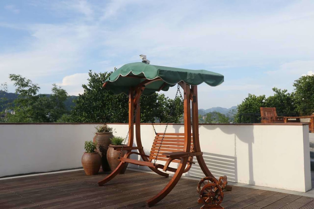 Fishman Homestay 35/56