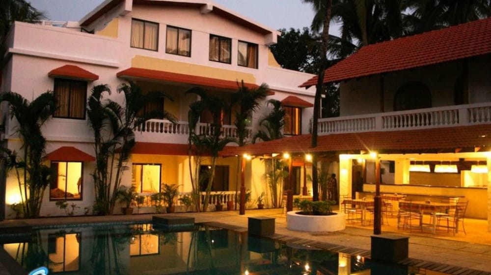 Casablanca Beach Resort 24/28