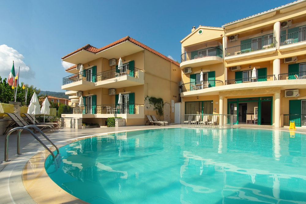 Konstantinos Hotel 4/55