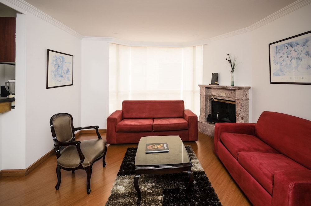 Travelers Apartamentos Y Suites Fontana Plaza 31/47