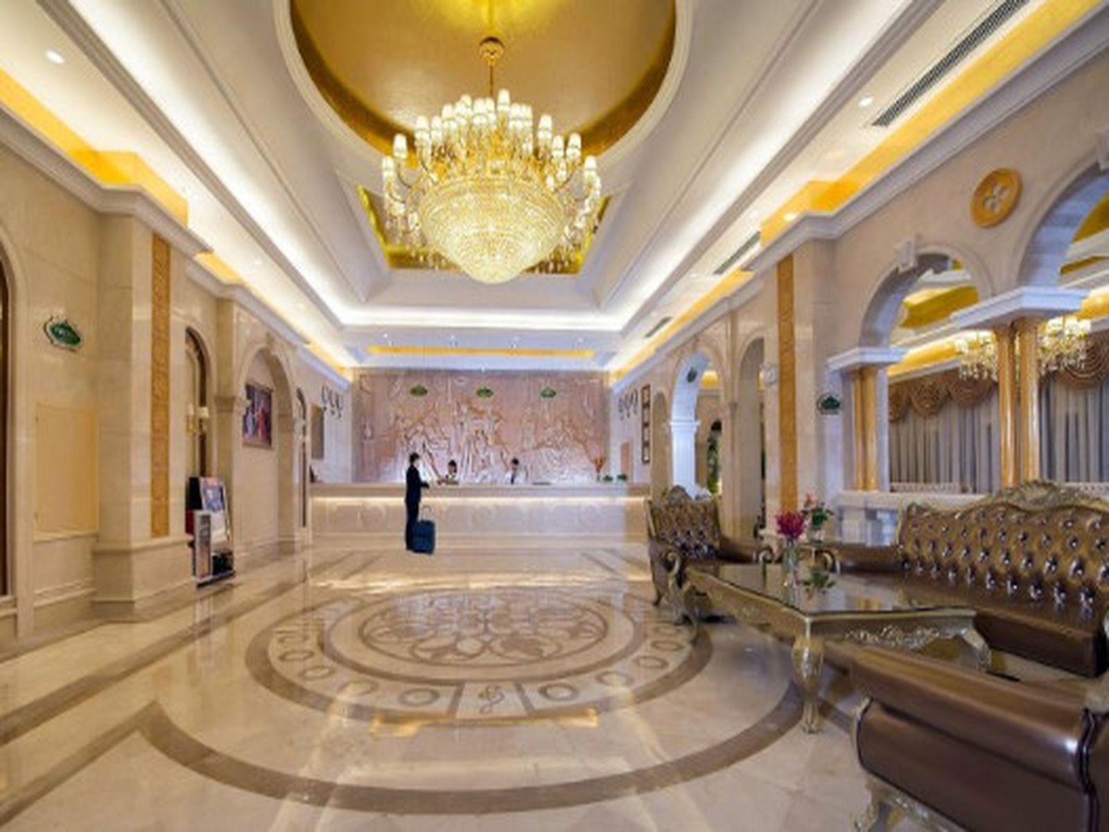 Vienna Hotel (Changlong Dashi River Garden Store in Panyu, Guangzhou) 17/47