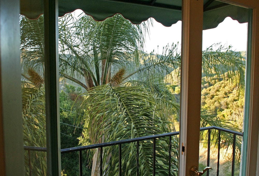 Topanga Canyon Inn Bed and Breakfast 20/49