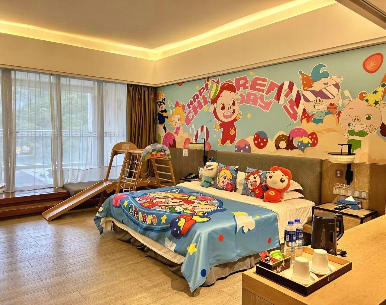 Biquan Kongzhong Hot Spring Hotel 16/37