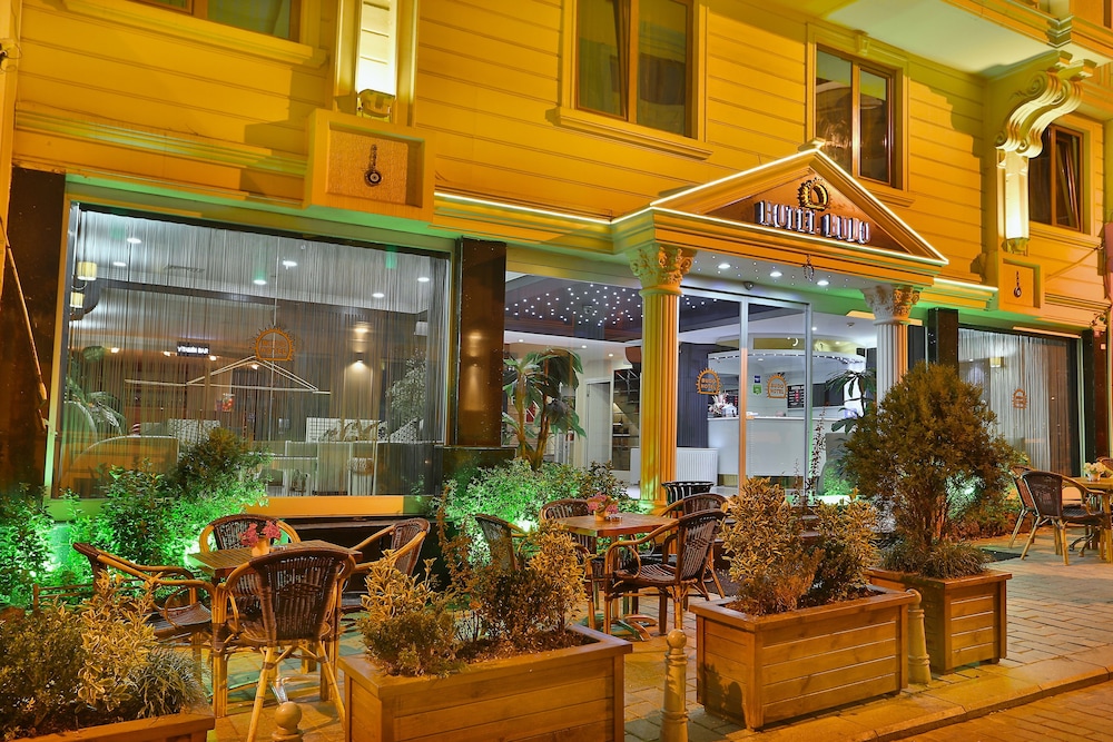 Budo Hotel 11/58
