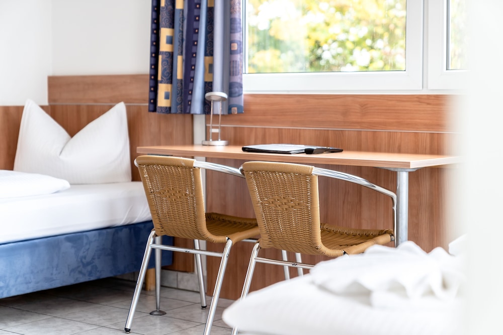 Hotel Fresh Inn 35/41