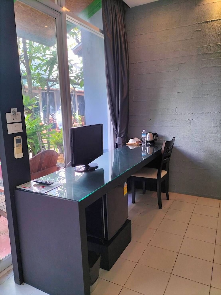 Khun Chaweng Resort 45/66
