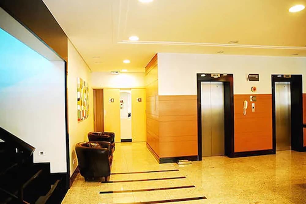 Domani Hotel 4/39