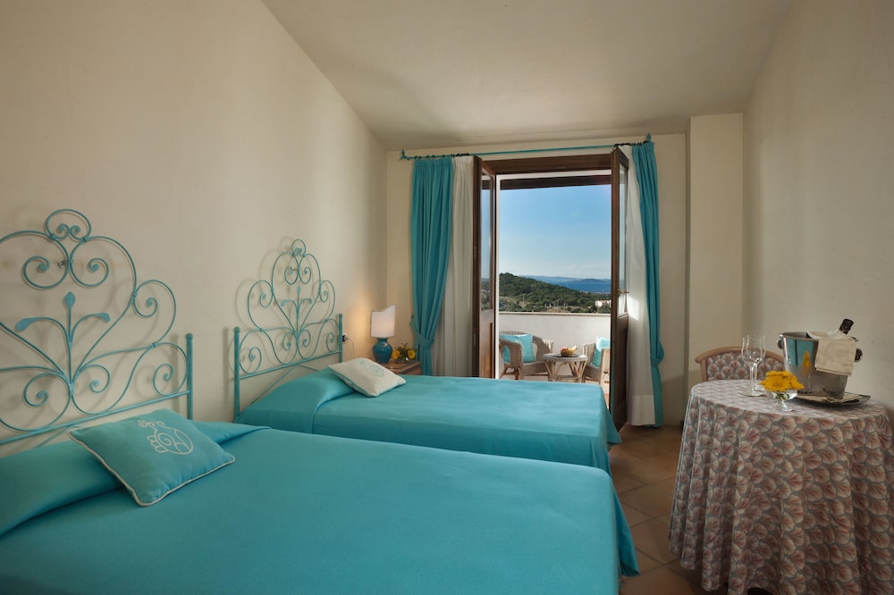PULICINU HOTEL 7/50