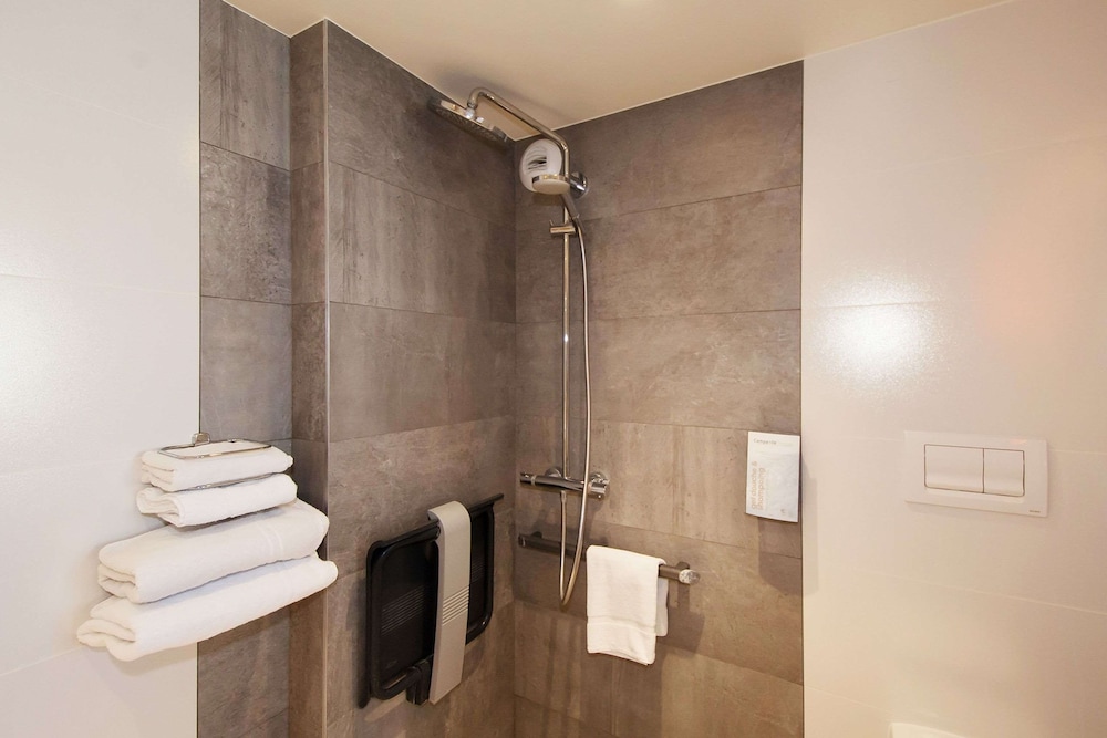 Hotel Campanile Reims Ouest Tinqueux 49/49