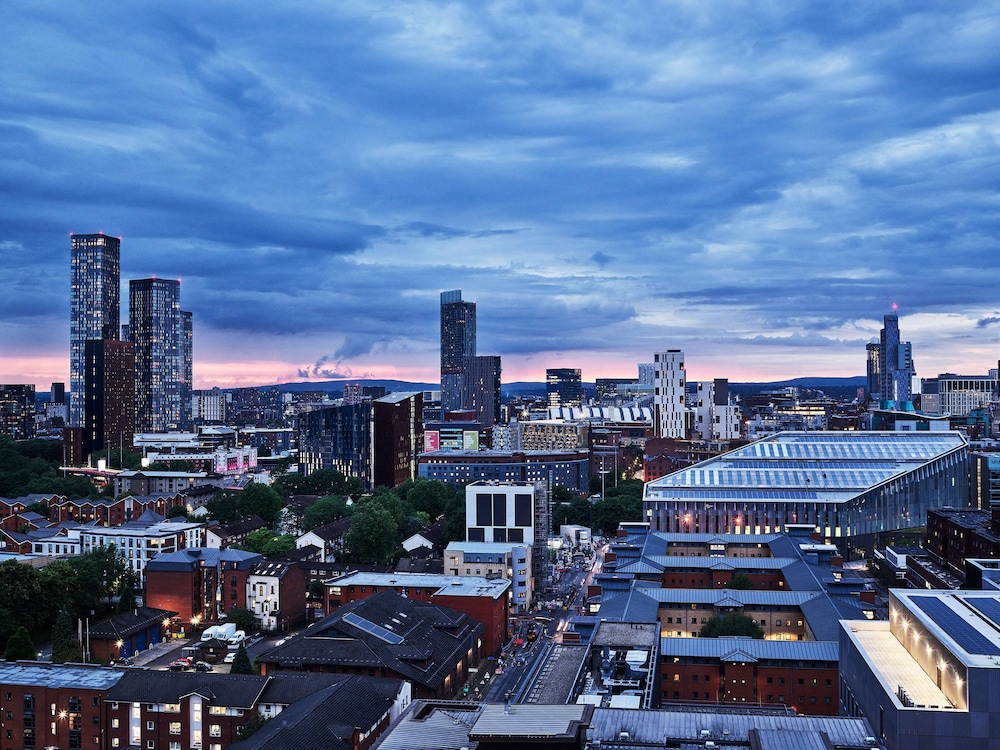 STAYBRIDGE SUITES MANCHESTER - OXFORD ROAD 47/52
