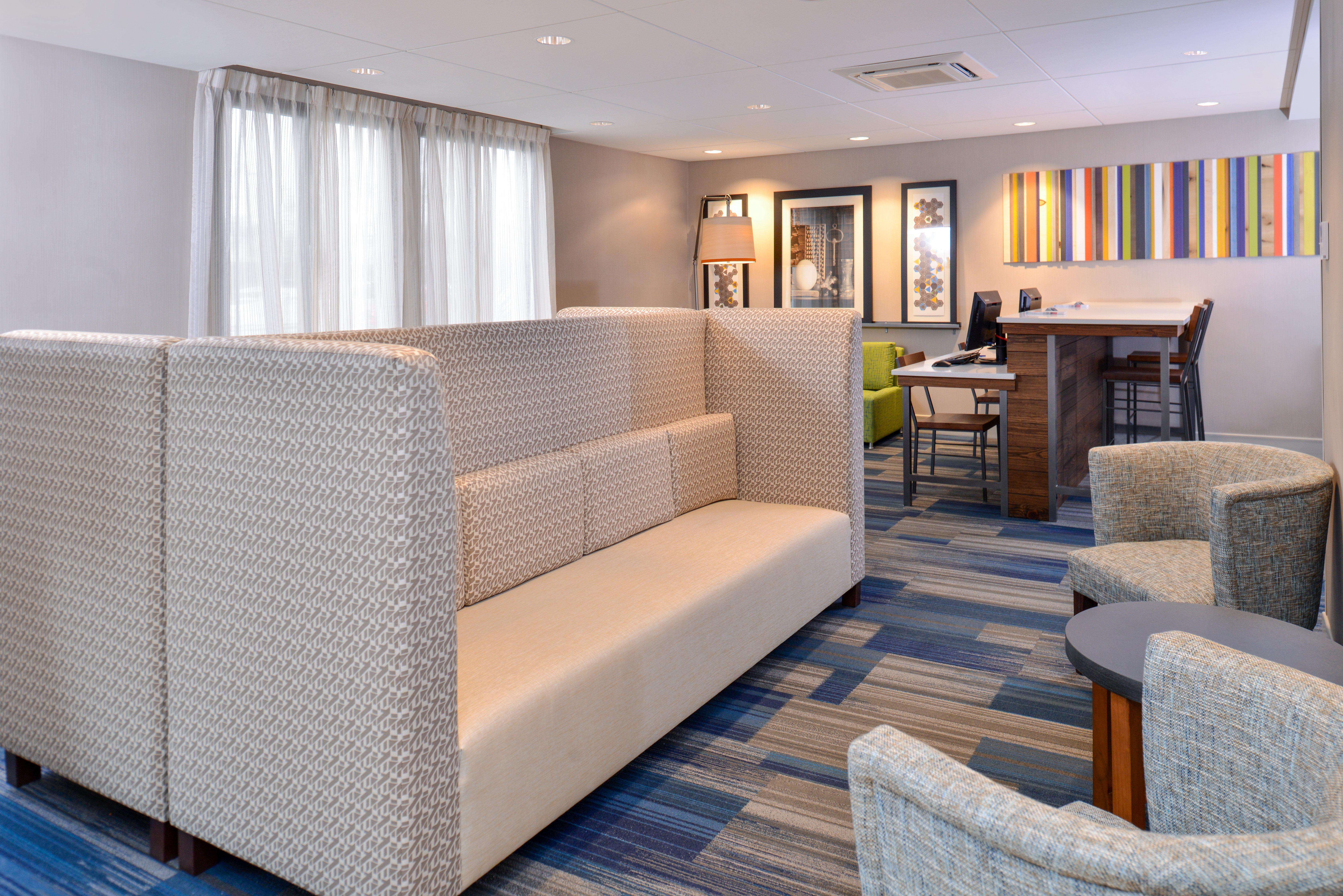 Holiday Inn Express Rochester University Area 35/48