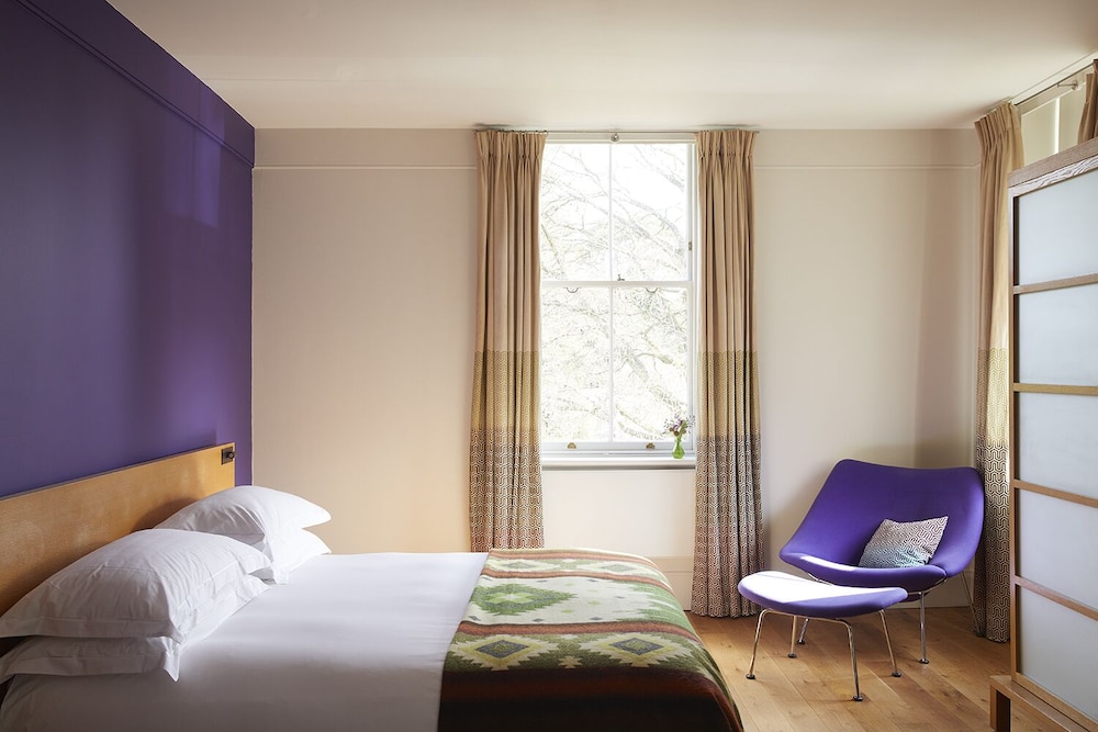 Cowley Manor 29/58