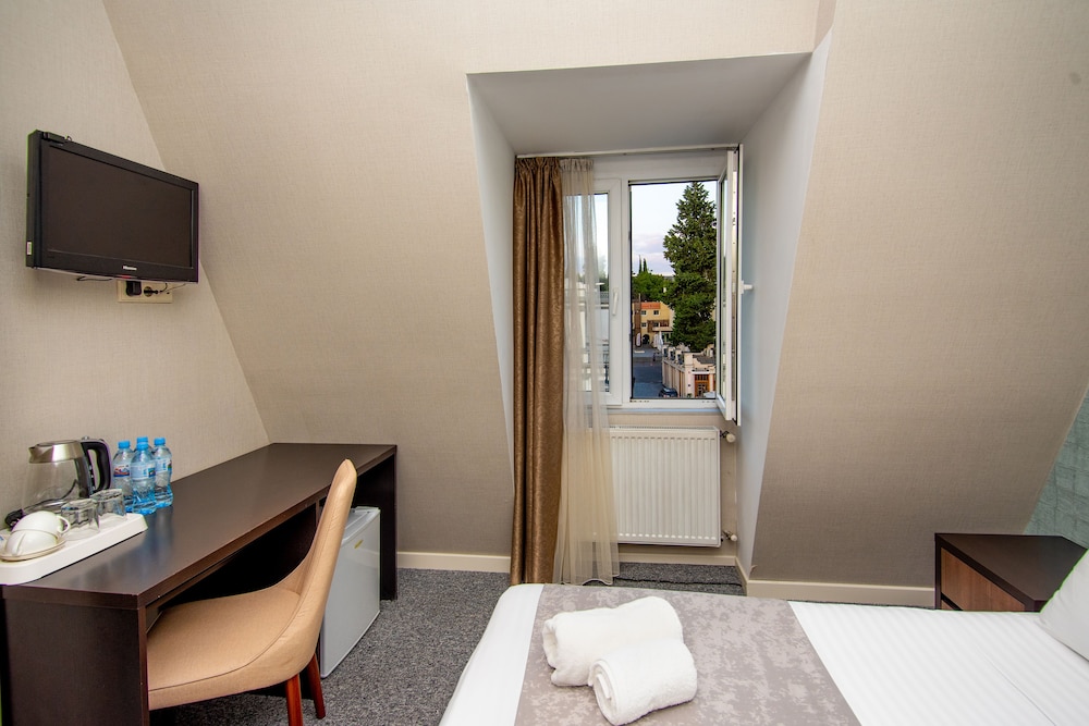 Hotel Margi 50/50