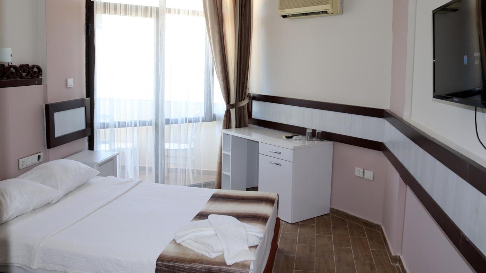 Room, Double Bed, Mountain View